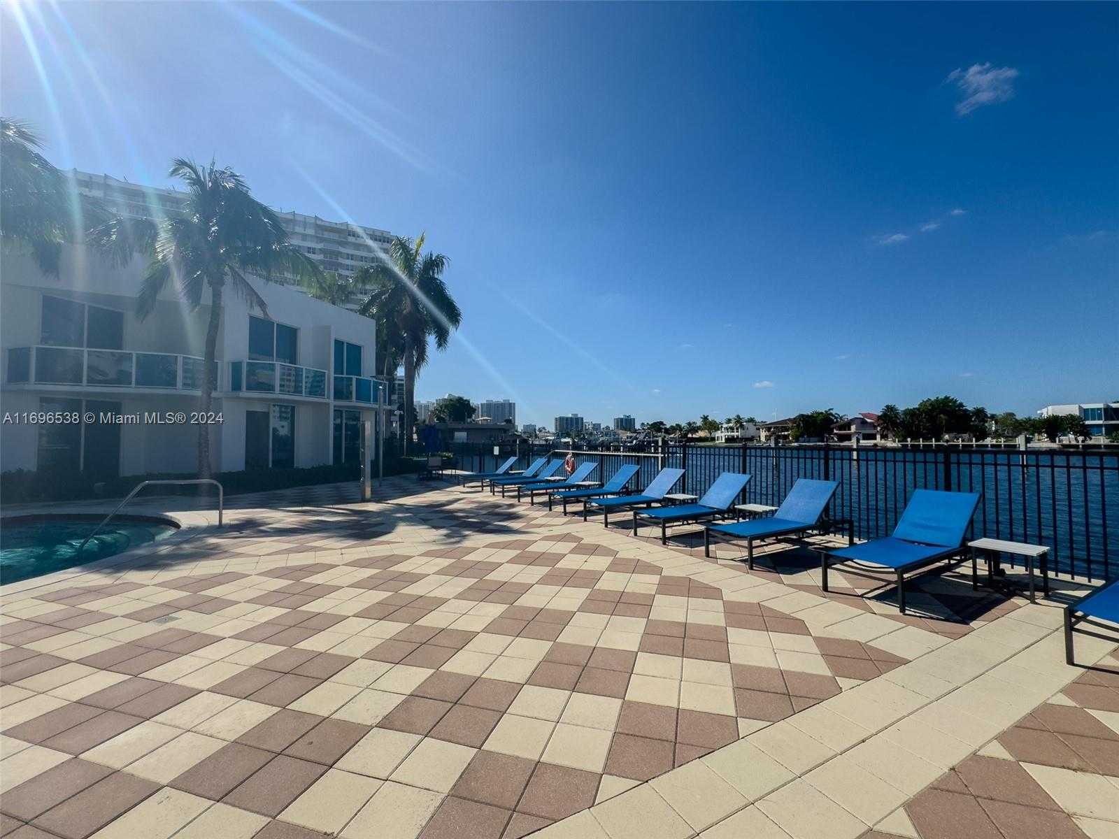 Small Image of 1945 SOUTH OCEAN DR #M5, Hallandale Beach Number 32