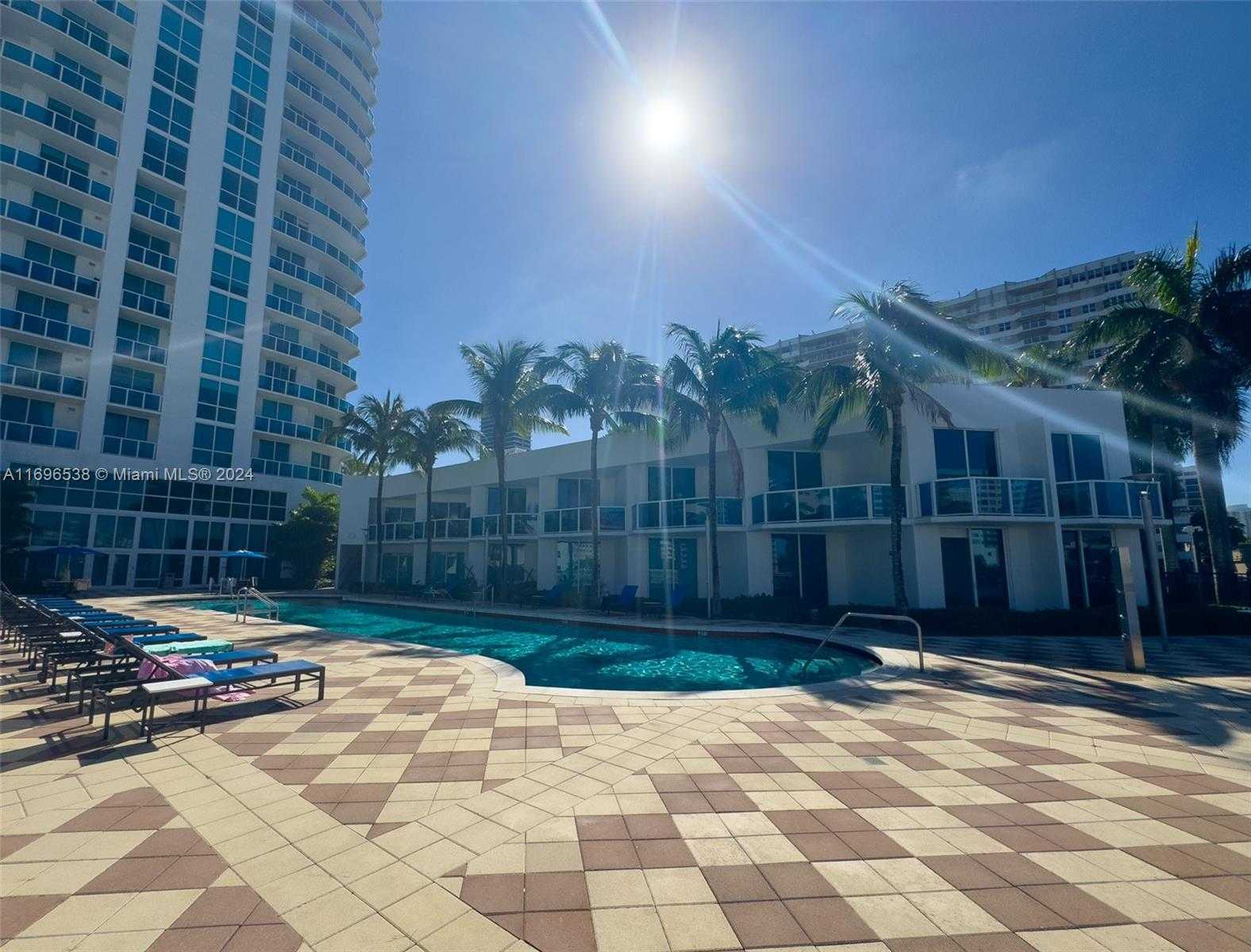Small Image of 1945 SOUTH OCEAN DR #M5, Hallandale Beach Number 34