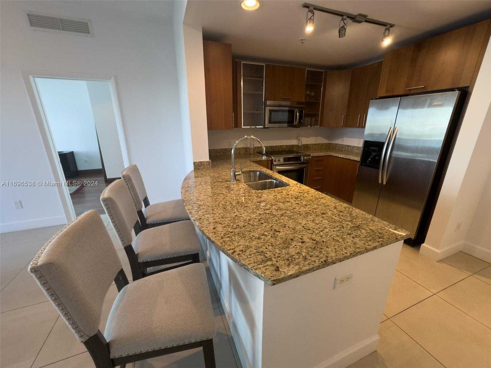 Small Image of 1945 SOUTH OCEAN DR #M5, Hallandale Beach Number 46