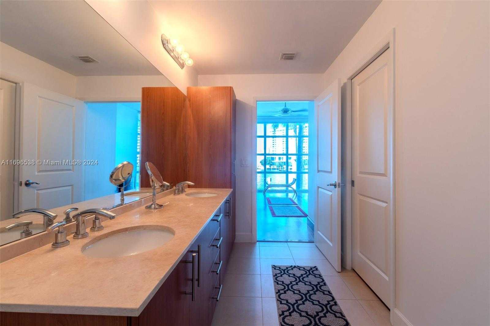 Small Image of 1945 SOUTH OCEAN DR #M5, Hallandale Beach Number 5