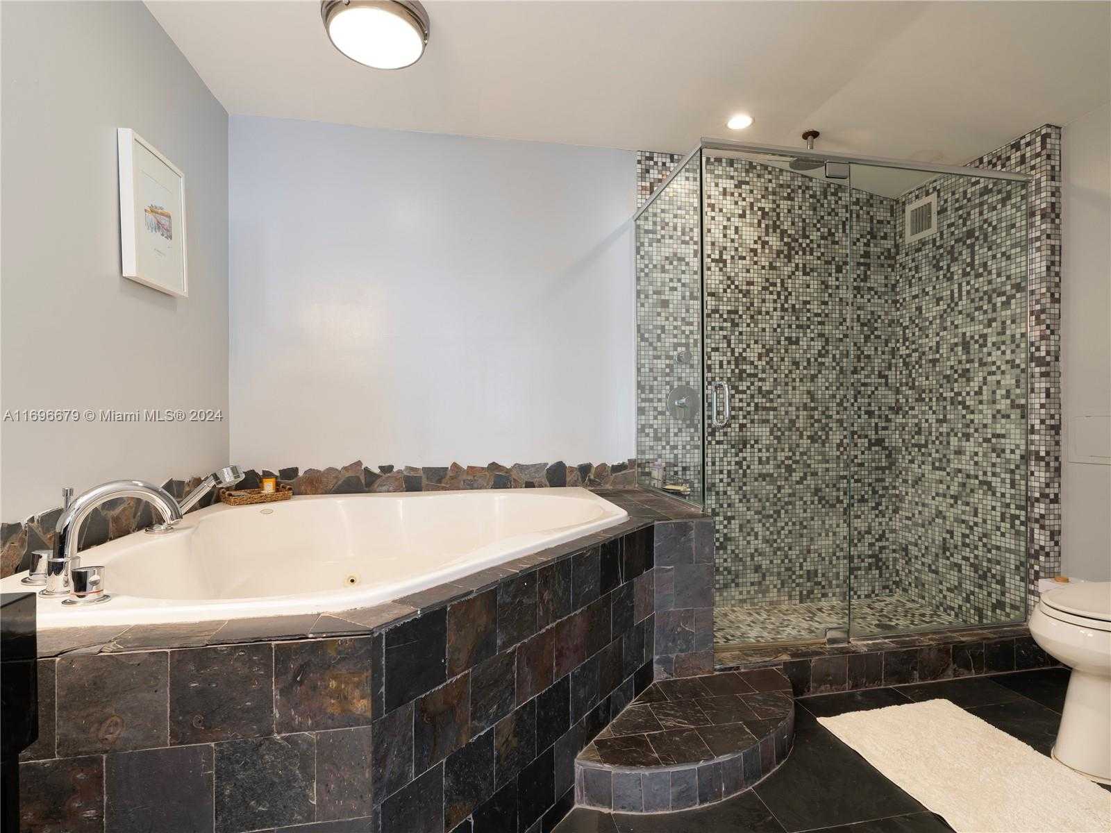 Small Image of 11 ISLAND AVE #1007, Miami Beach Number 12