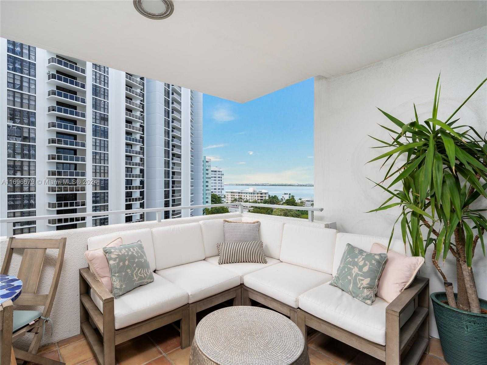 Small Image of 11 ISLAND AVE #1007, Miami Beach Number 16