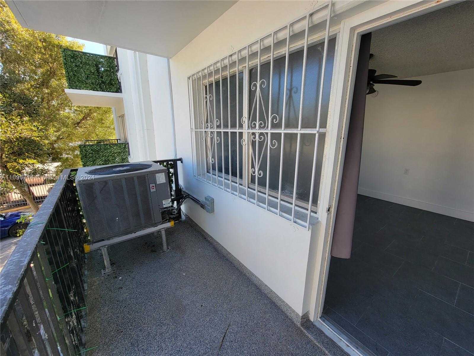 Small Image of 1100 ALTON RD #2E, Miami Beach Number 14