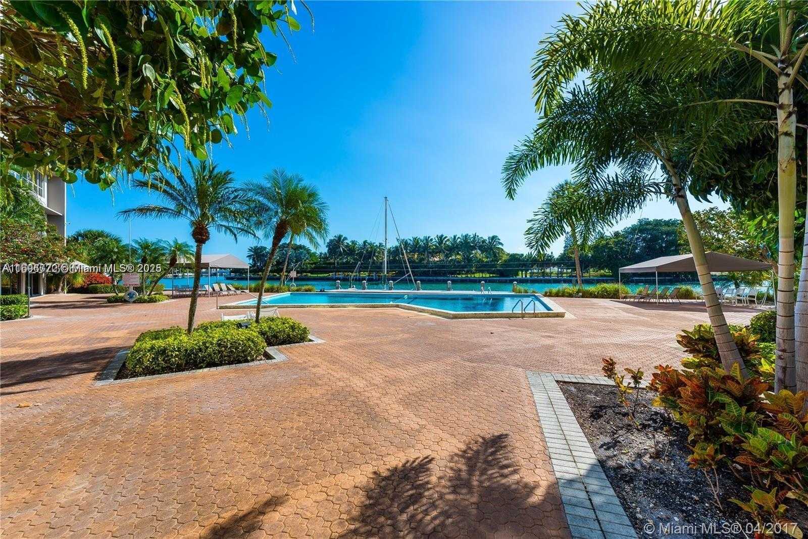 Small Image of 9102 WEST BAY HARBOR #4B, Bay Harbor Islands Number 6