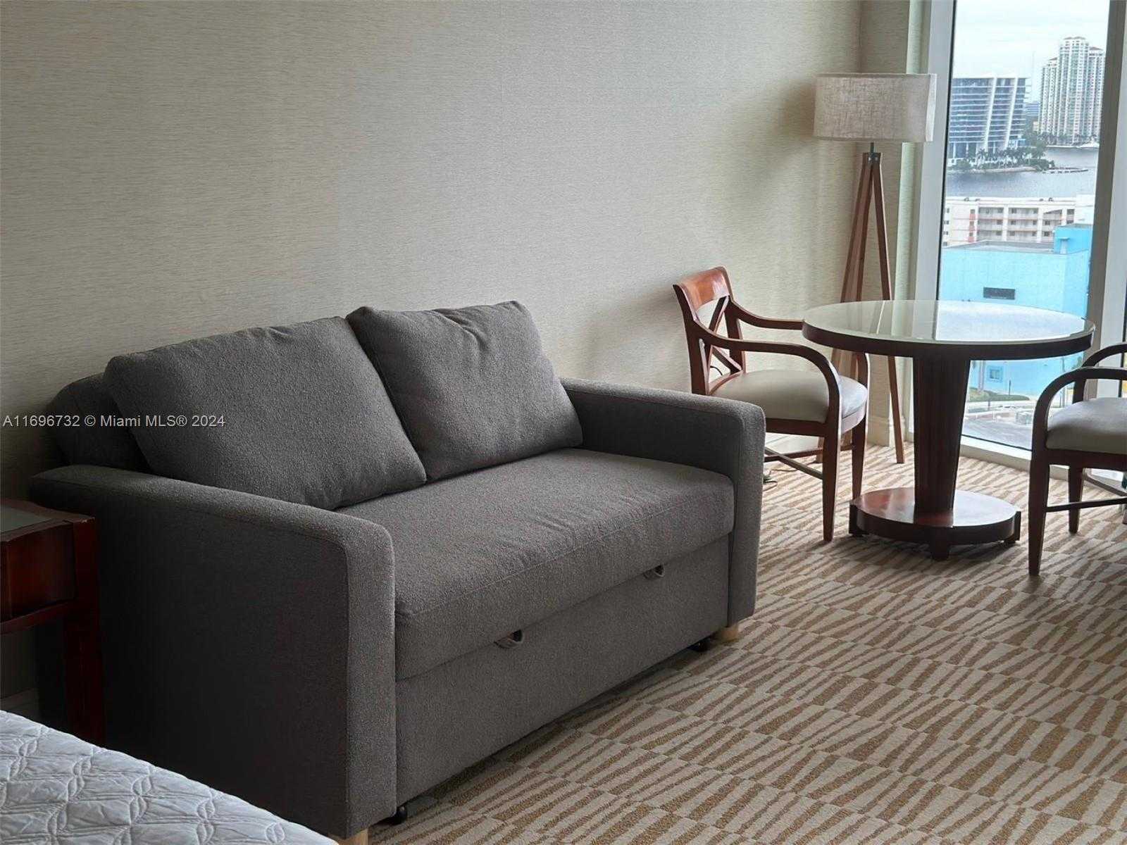 Small Image of 18001 COLLINS AVE #1204, Sunny Isles Beach Number 5