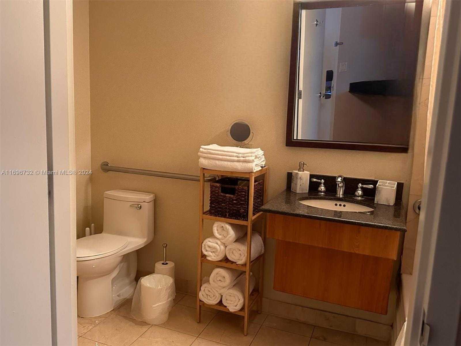 Small Image of 18001 COLLINS AVE #1204, Sunny Isles Beach Number 8