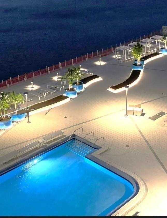 Small Image of 1000 WEST AVE #1027, Miami Beach Number 31