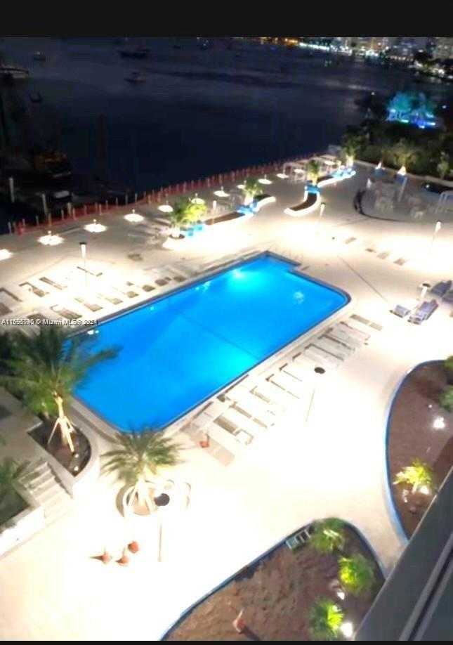 Small Image of 1000 WEST AVE #1027, Miami Beach Number 32