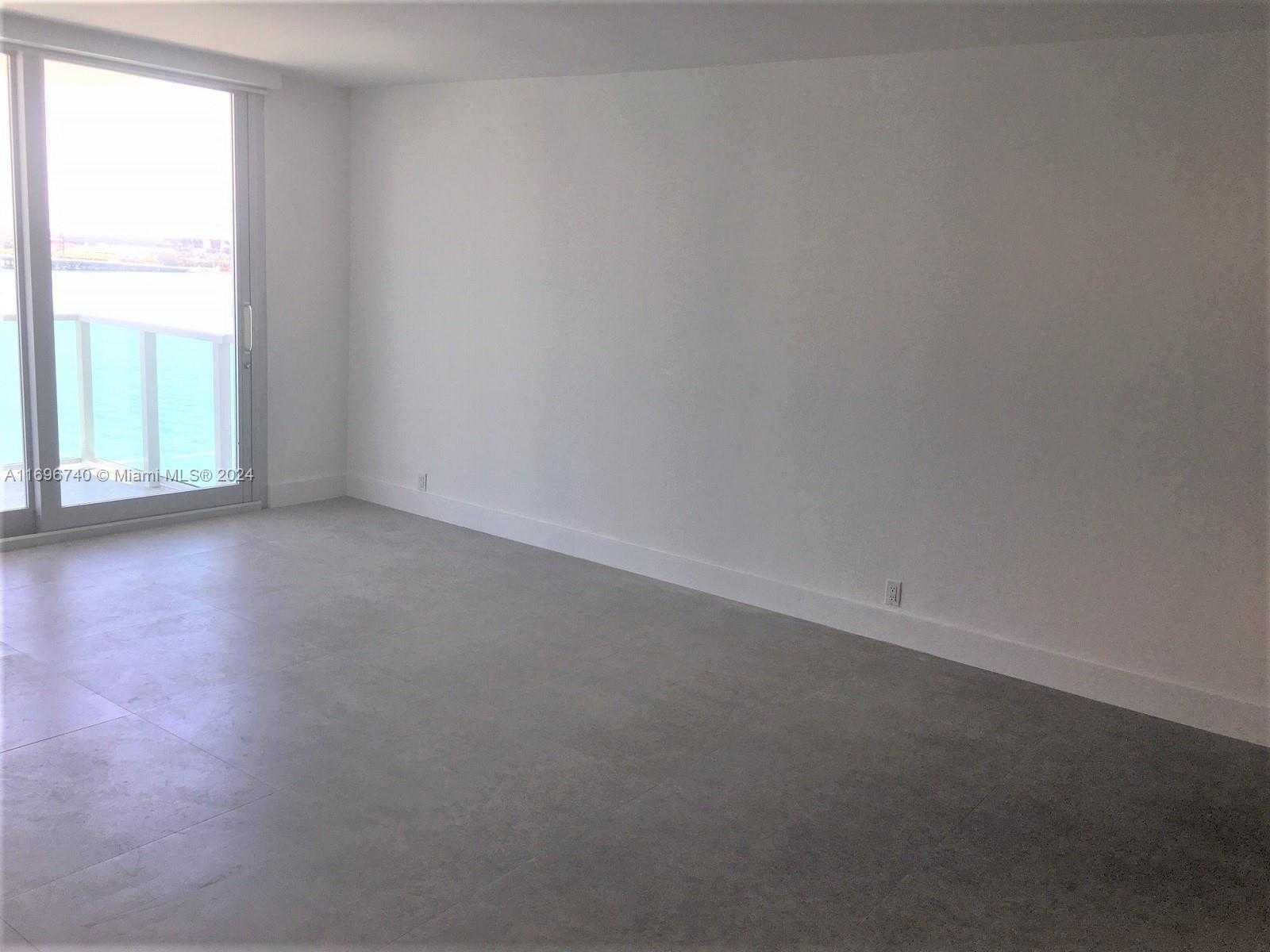 Small Image of 1000 WEST AVE #1027, Miami Beach Number 4