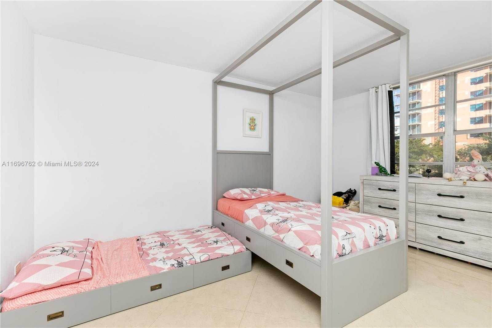 Small Image of 230 174TH ST #303, Sunny Isles Beach Number 17