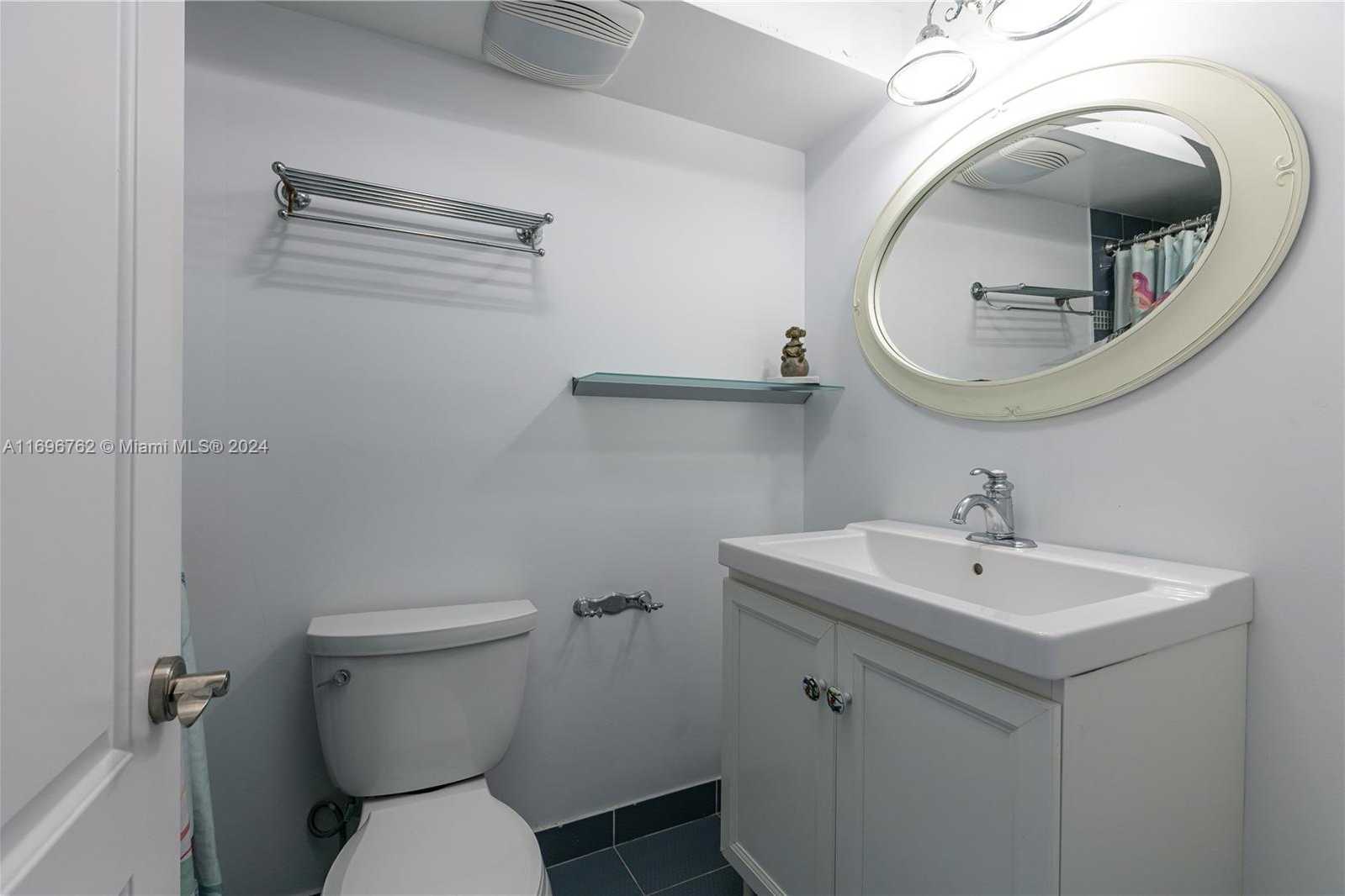 Small Image of 230 174TH ST #303, Sunny Isles Beach Number 19