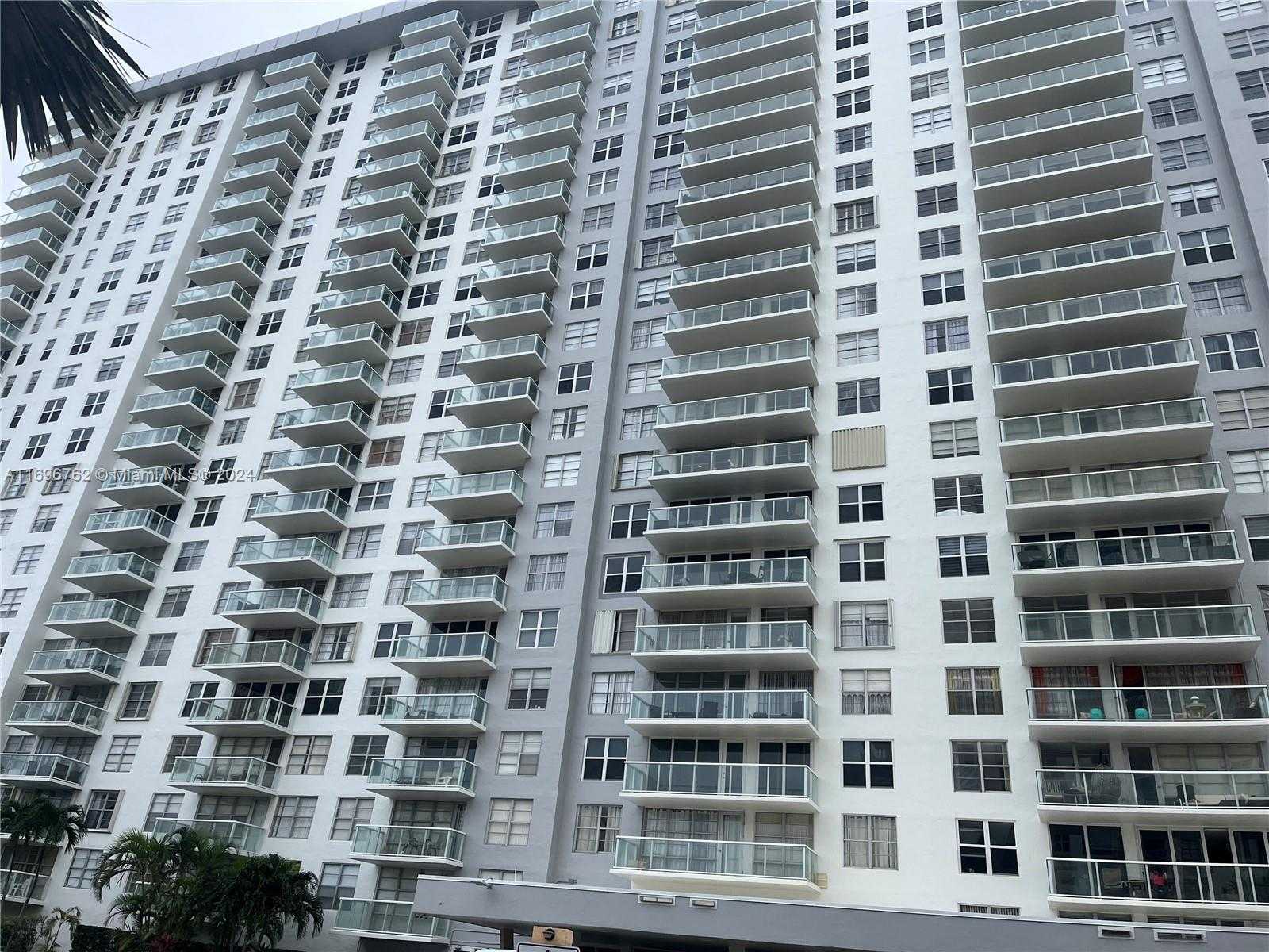 Small Image of 230 174TH ST #303, Sunny Isles Beach Number 45