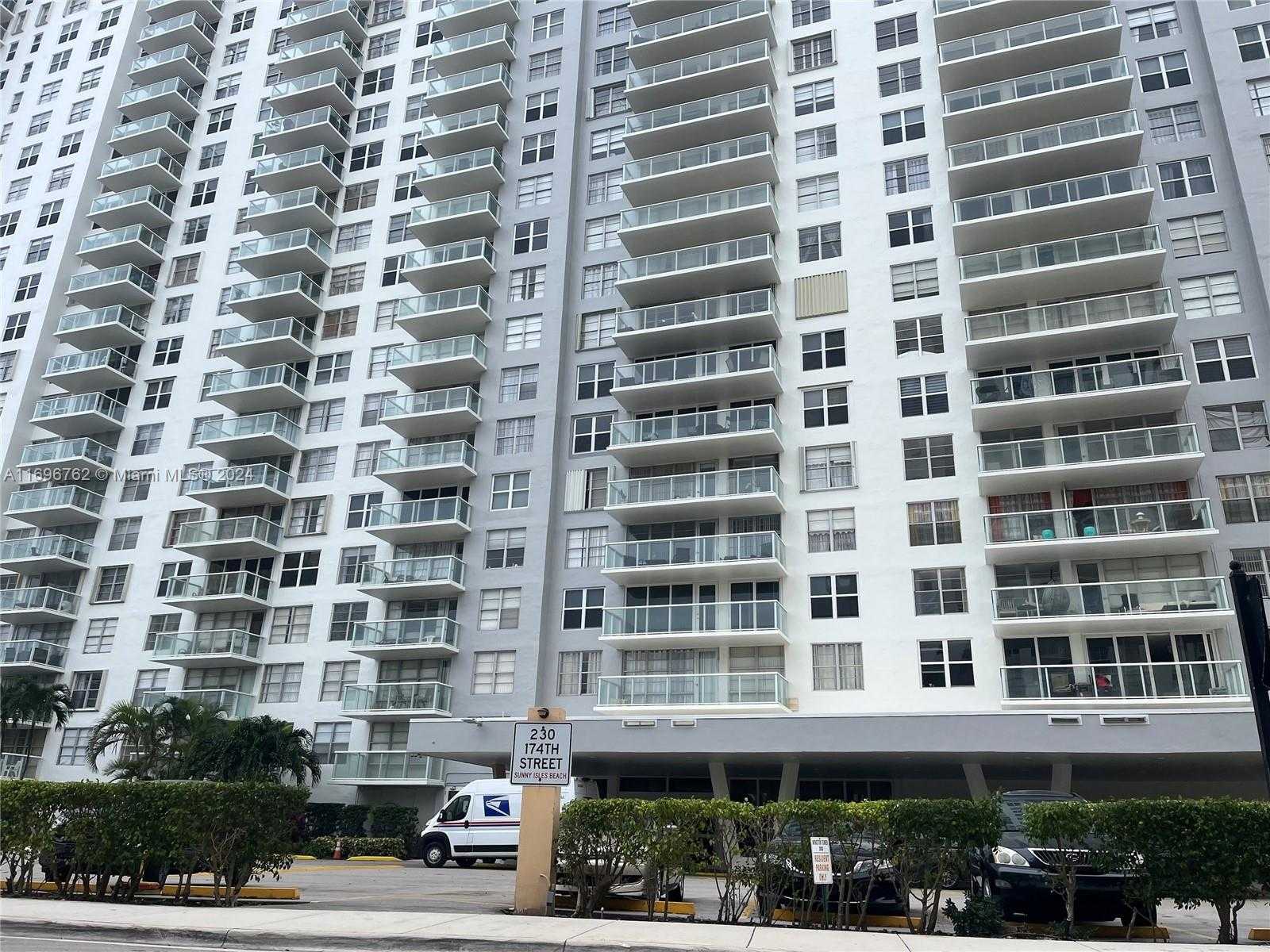 Small Image of 230 174TH ST #303, Sunny Isles Beach Number 47