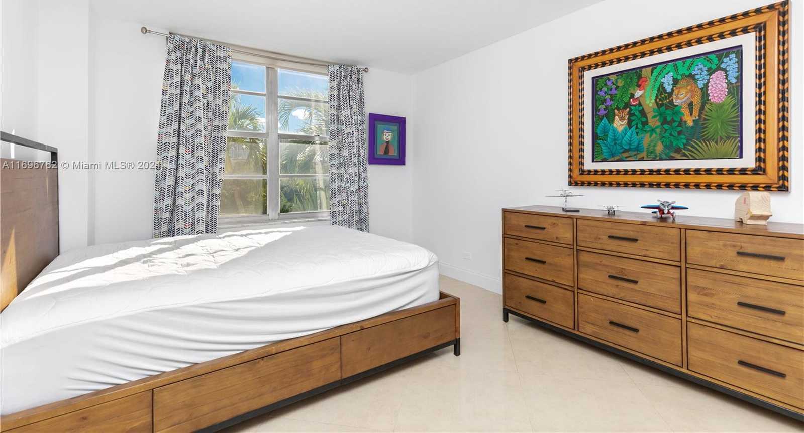 Small Image of 230 174TH ST #303, Sunny Isles Beach Number 7