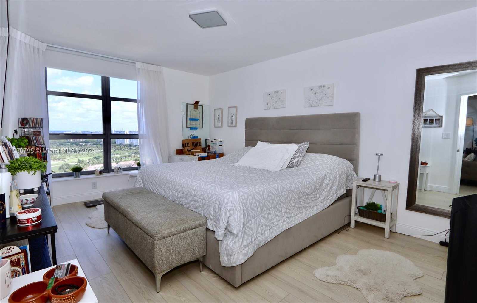 Small Image of 3530 MYSTIC POINTE DR #3008, Aventura Number 11