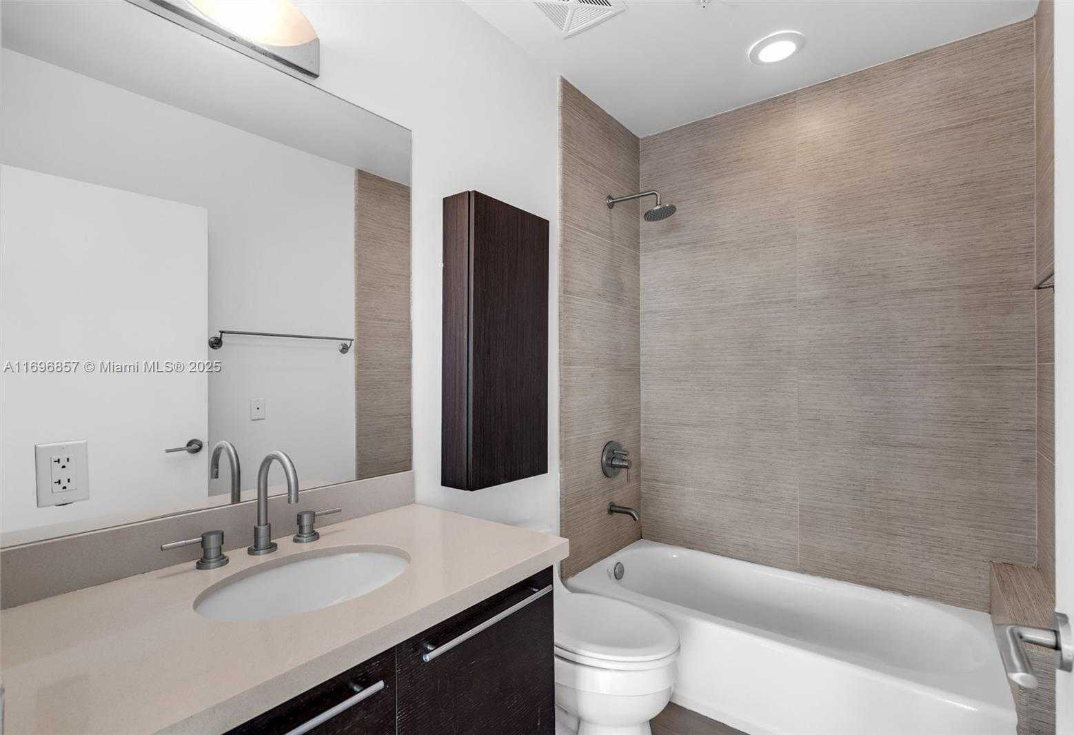 Small Image of 7930 EAST DR #1107, North Bay Village Number 18