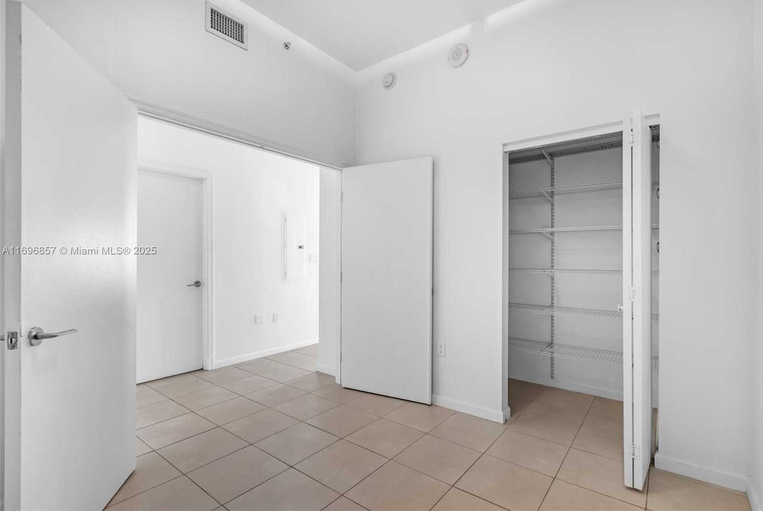 Small Image of 7930 EAST DR #1107, North Bay Village Number 23