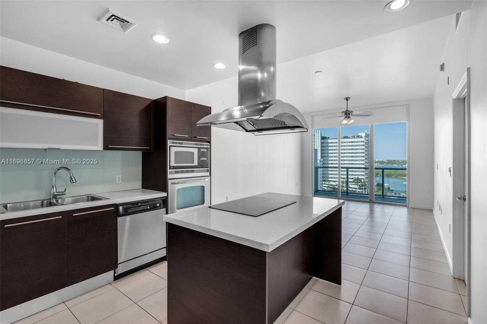 Small Image of 7930 EAST DR #1107, North Bay Village Number 3