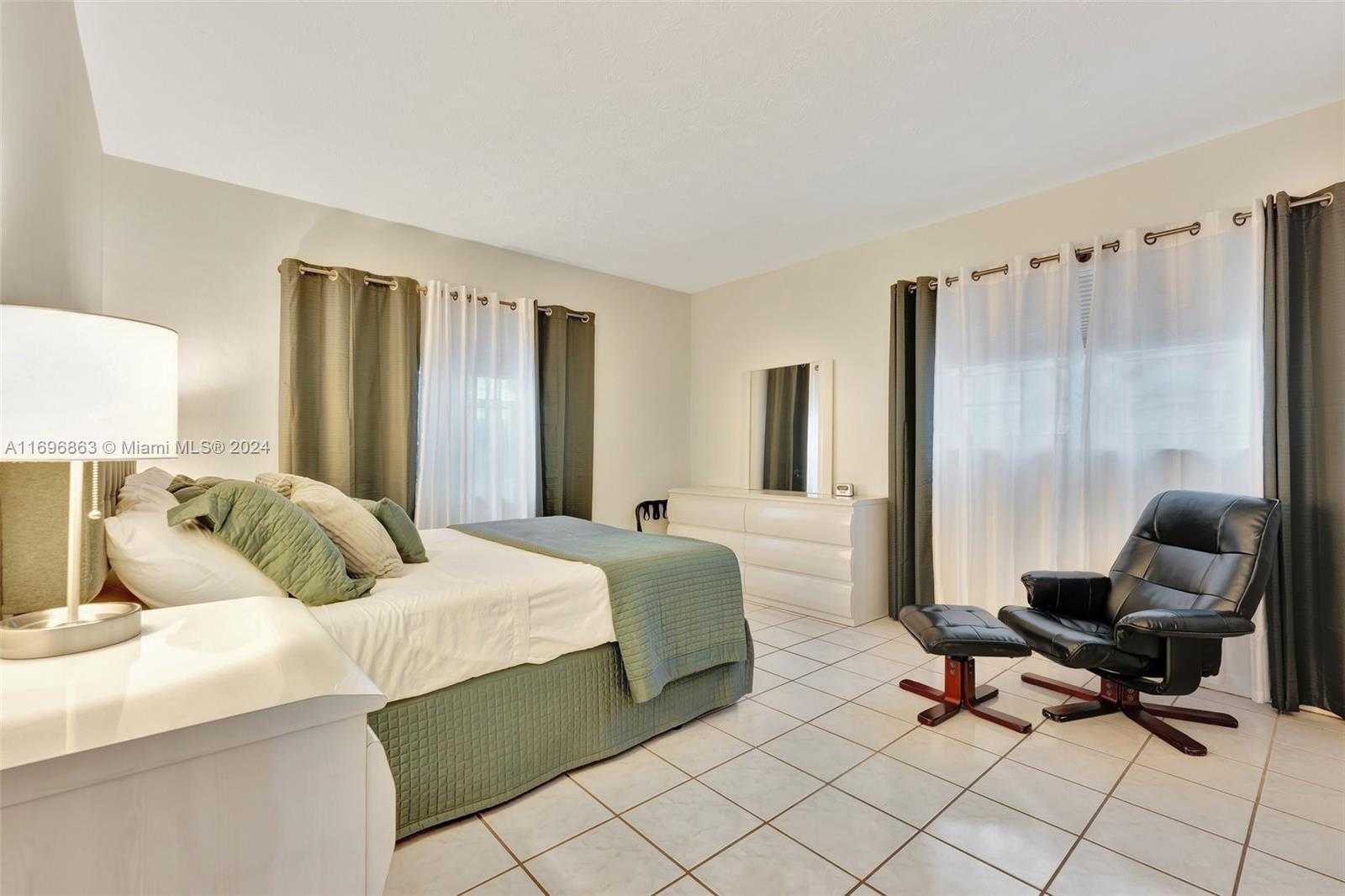 Small Image of 221 SOUTH EAST 9TH AVE #102, Pompano Beach Number 9