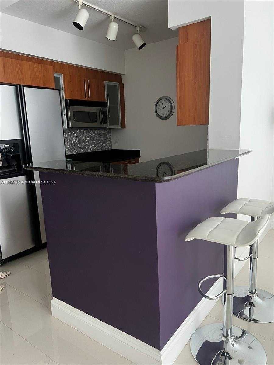 Small Image of 335 SOUTH BISCAYNE BLVD #2202, Miami Number 10