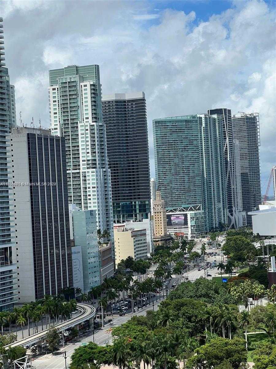 Small Image of 335 SOUTH BISCAYNE BLVD #2202, Miami Number 6