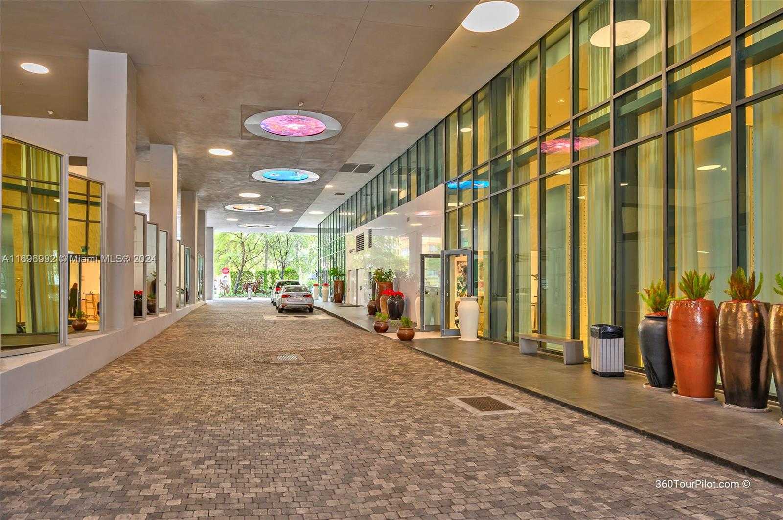 Small Image of 1300 SOUTH MIAMI AVE #3704, Miami Number 2