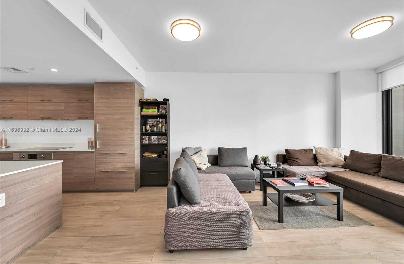 Small Image of 1300 SOUTH MIAMI AVE #3704, Miami Number 26