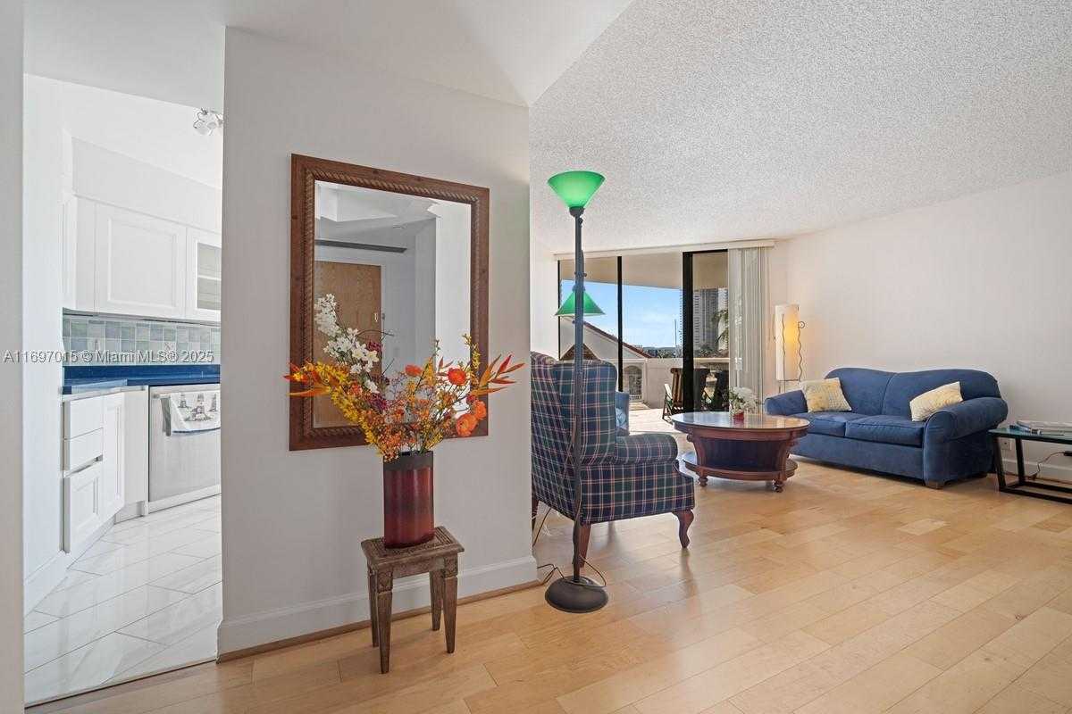 Small Image of 3610 YACHT CLUB DR #208, Aventura Number 10