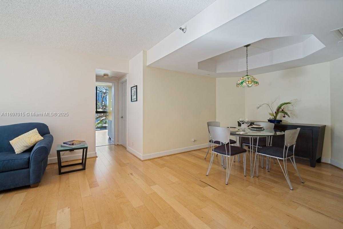 Small Image of 3610 YACHT CLUB DR #208, Aventura Number 11
