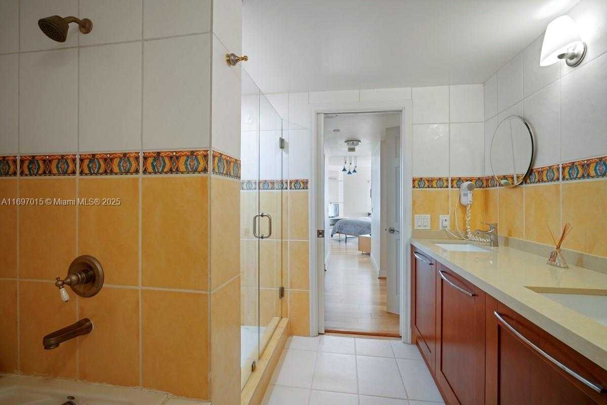 Small Image of 3610 YACHT CLUB DR #208, Aventura Number 20