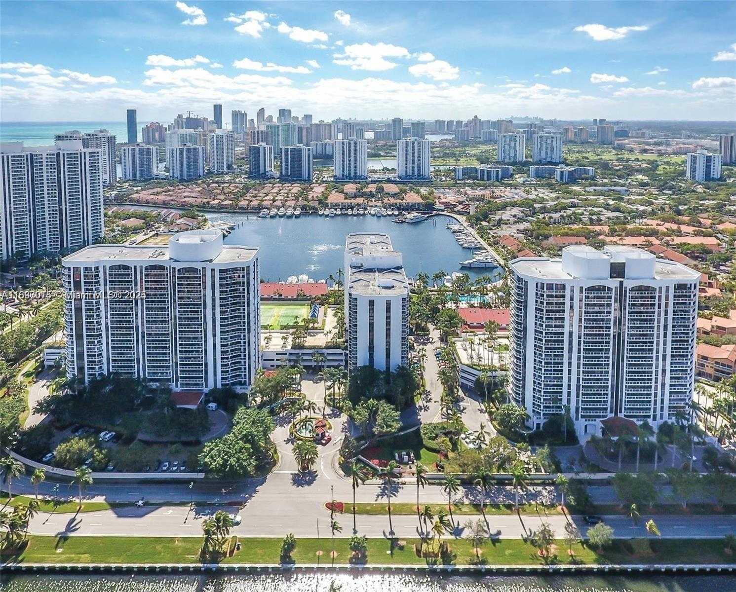 Small Image of 3610 YACHT CLUB DR #208, Aventura Number 35