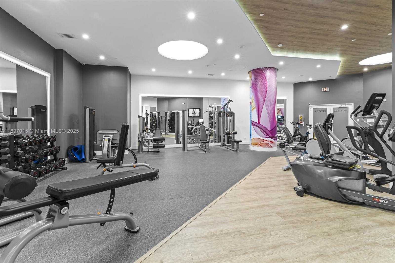 Small Image of 3610 YACHT CLUB DR #208, Aventura Number 42