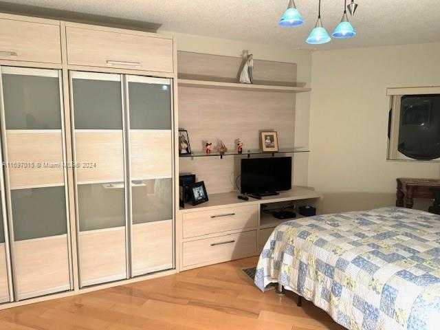 Small Image of 3610 YACHT CLUB DR #208, Aventura Number 53