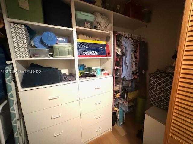 Small Image of 3610 YACHT CLUB DR #208, Aventura Number 54