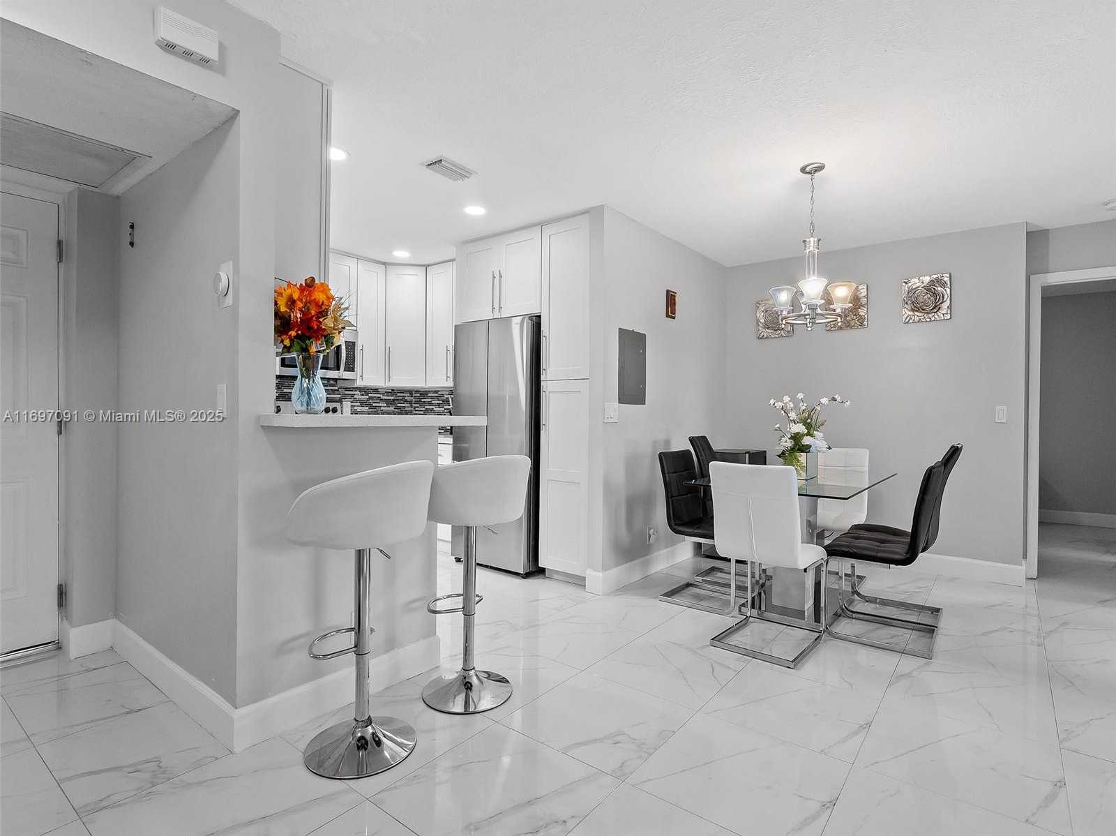 Small Image of 2783 SOUTH CARAMBOLA CIR S #1955, Coconut Creek Number 15
