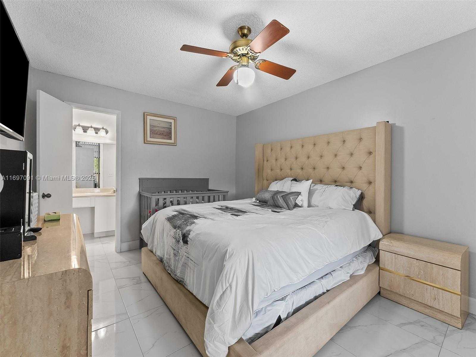 Small Image of 2783 SOUTH CARAMBOLA CIR S #1955, Coconut Creek Number 16