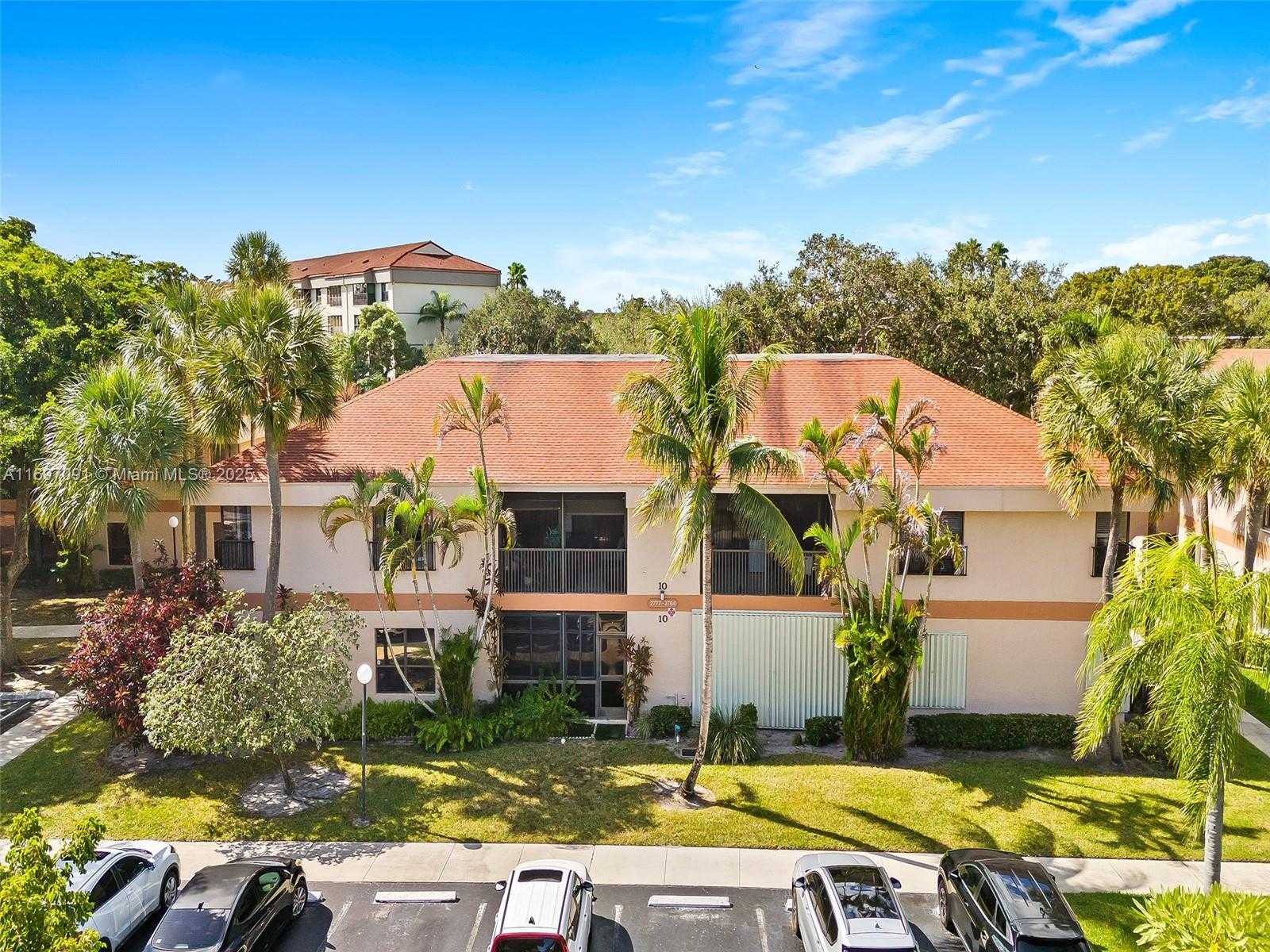 Small Image of 2783 SOUTH CARAMBOLA CIR S #1955, Coconut Creek Number 25