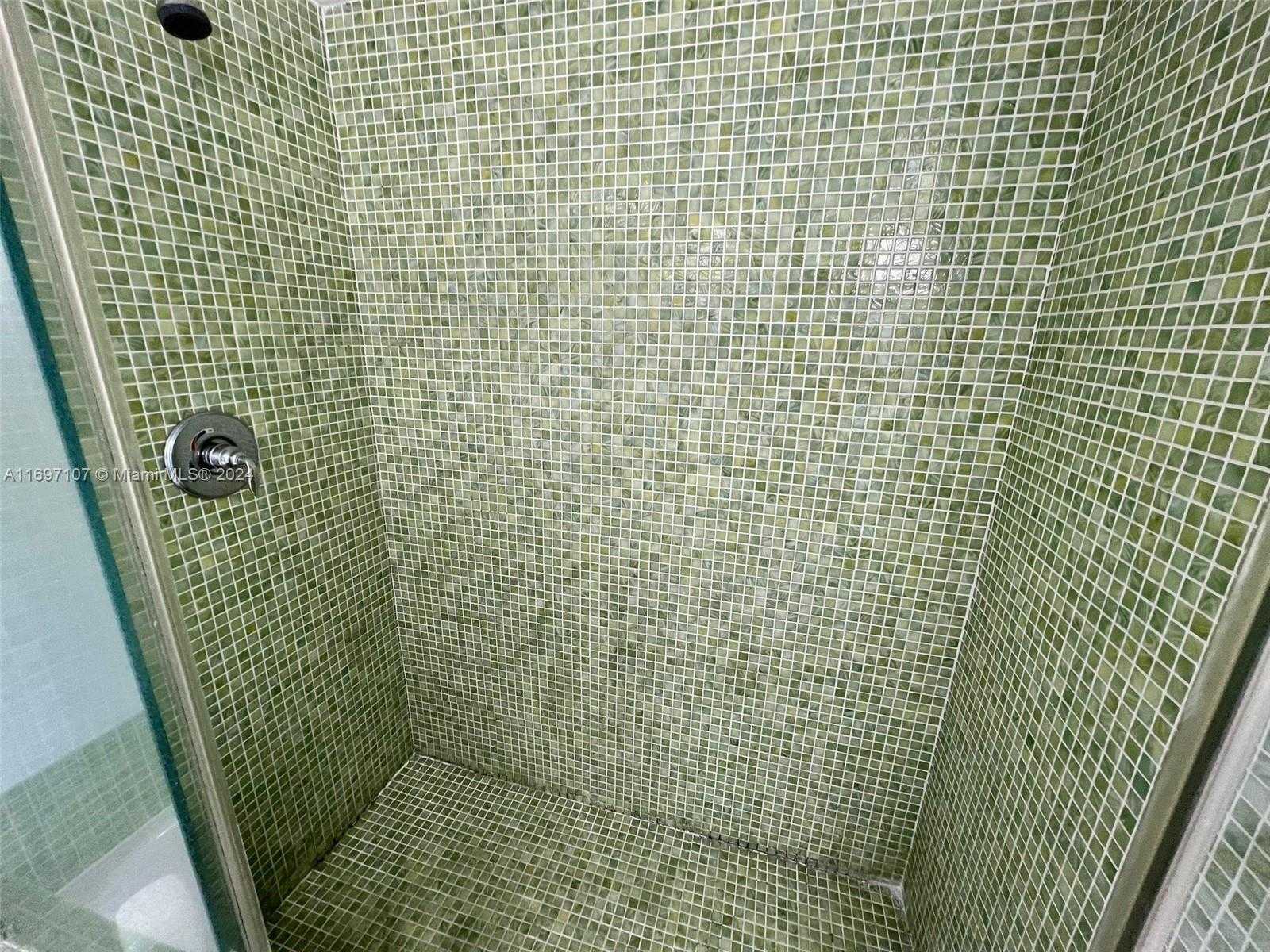Small Image of 650 WEST AVE #2509, Miami Beach Number 10