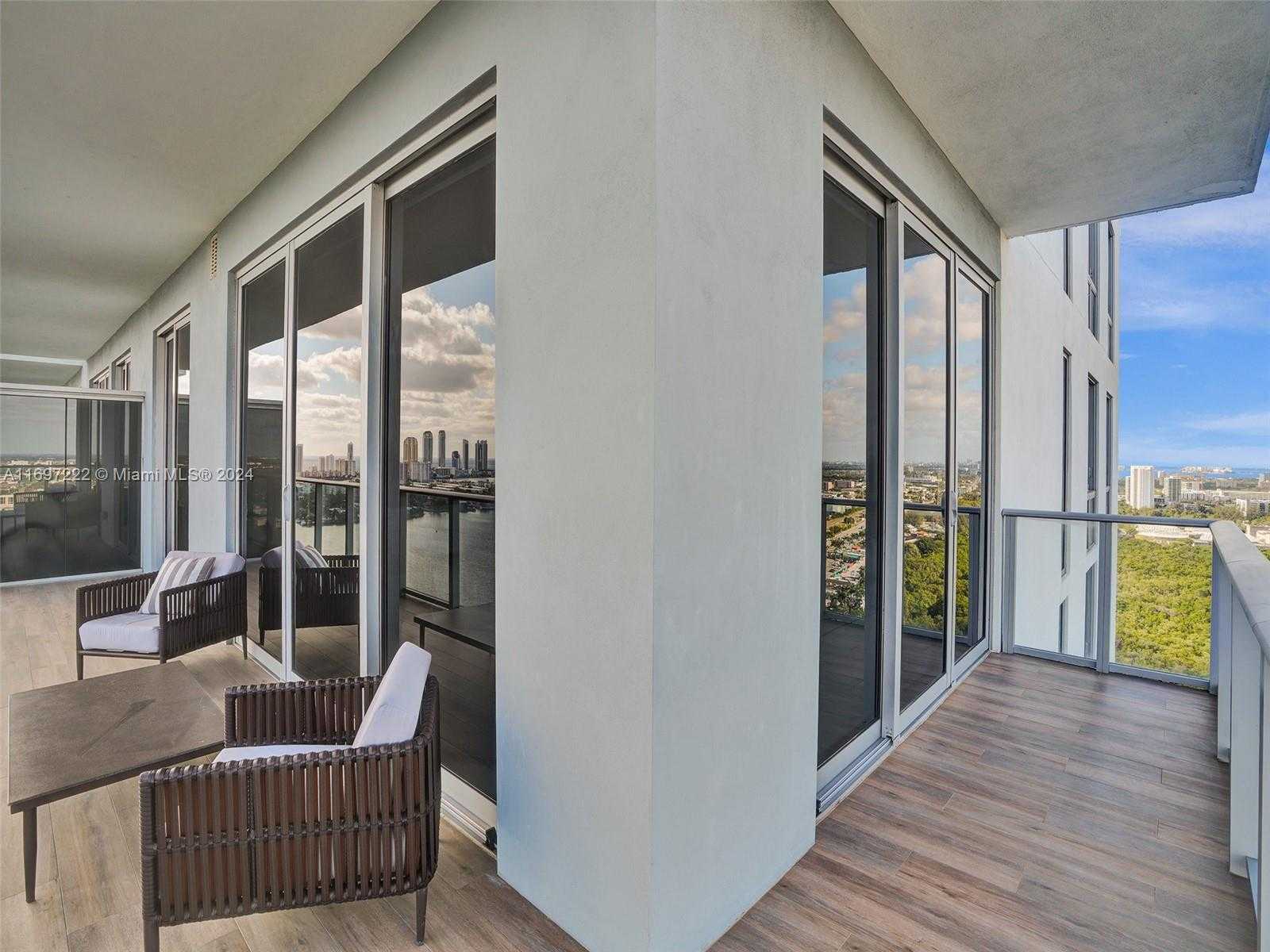Small Image of 16385 BISCAYNE BLVD #3201/LPH01, North Miami Beach Number 23