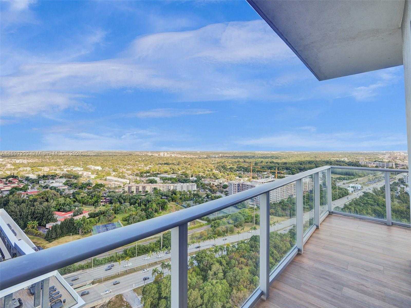 Small Image of 16385 BISCAYNE BLVD #3201/LPH01, North Miami Beach Number 28