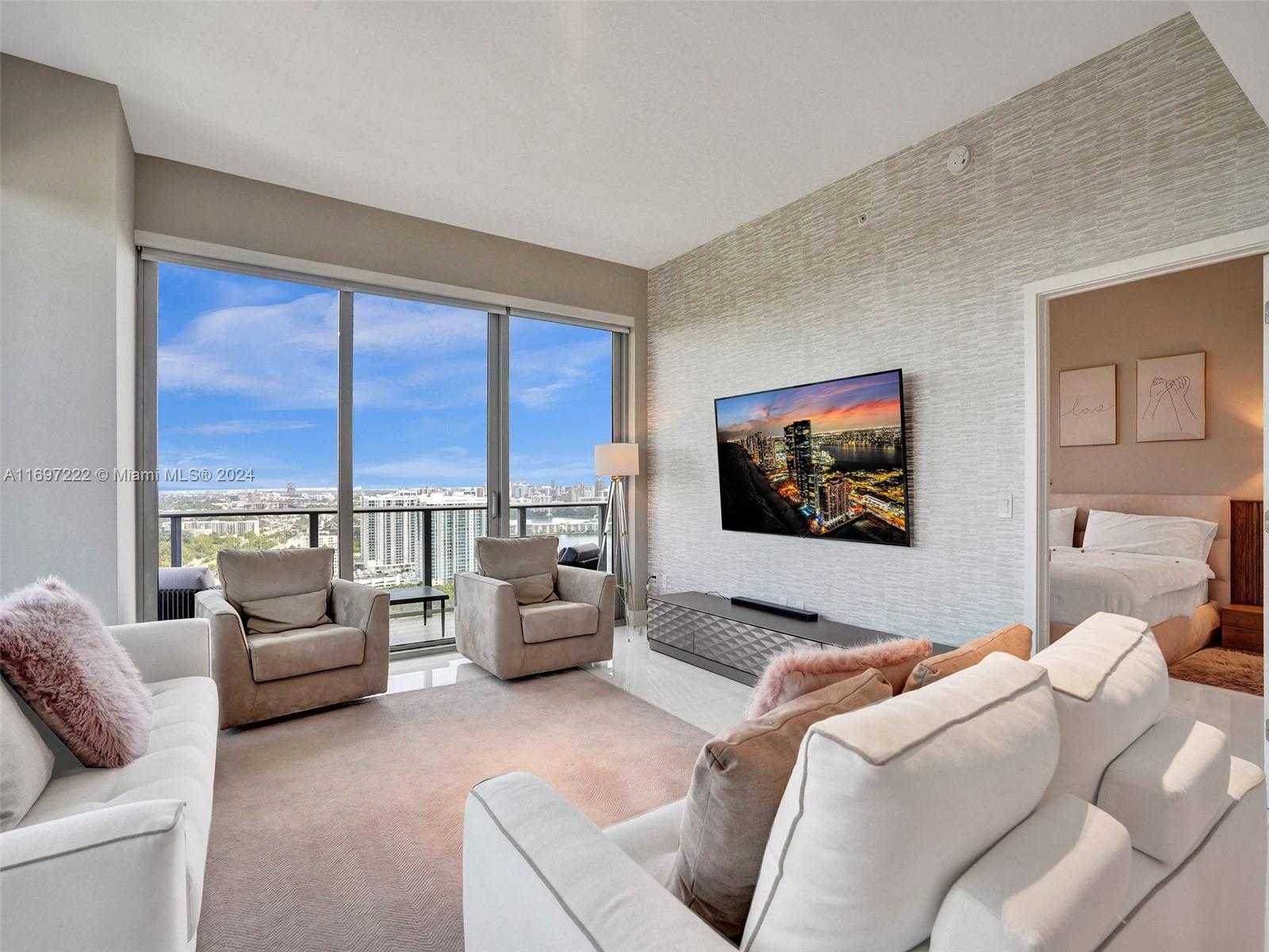 Small Image of 16385 BISCAYNE BLVD #3201/LPH01, North Miami Beach Number 3