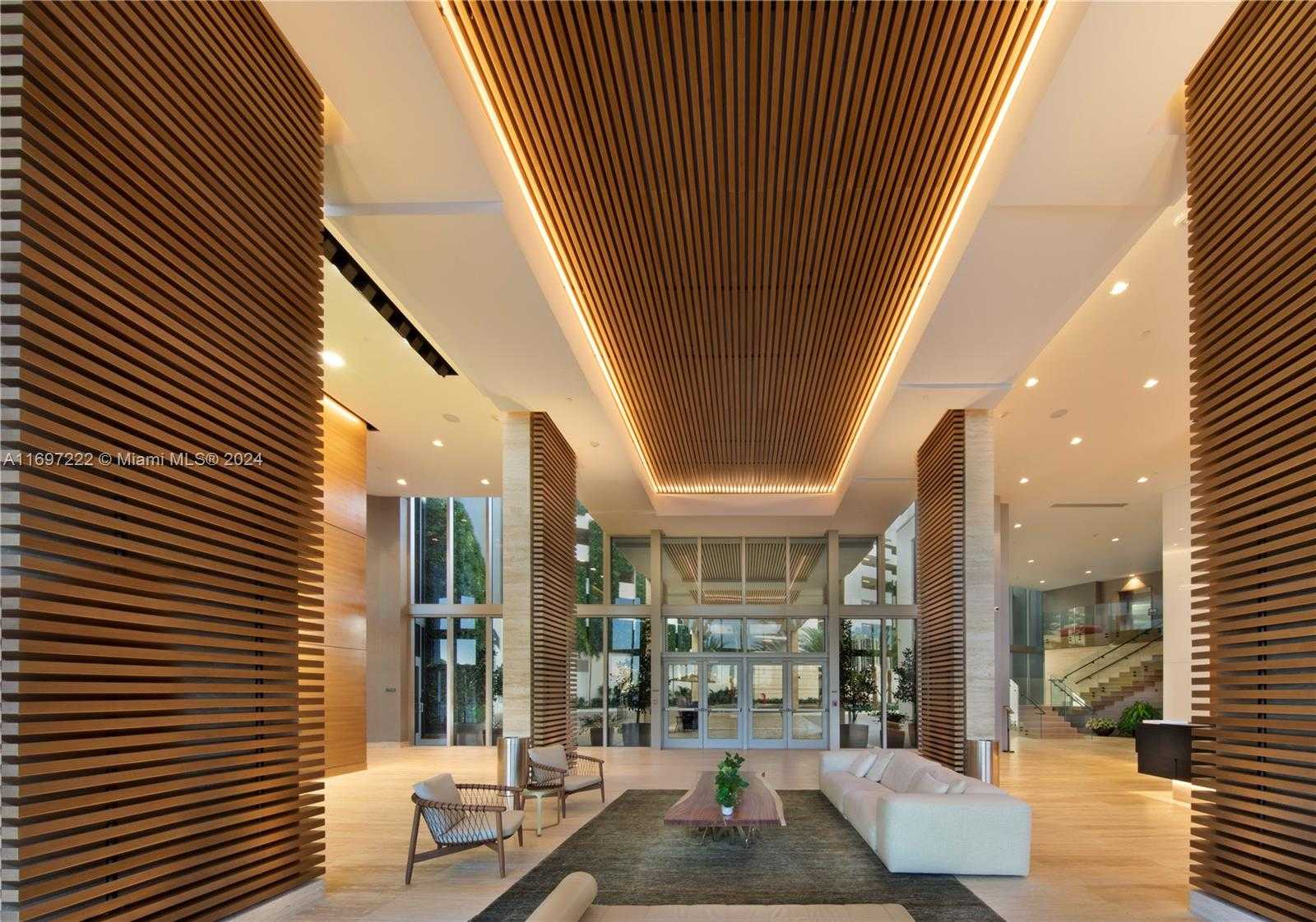 Small Image of 16385 BISCAYNE BLVD #3201/LPH01, North Miami Beach Number 32