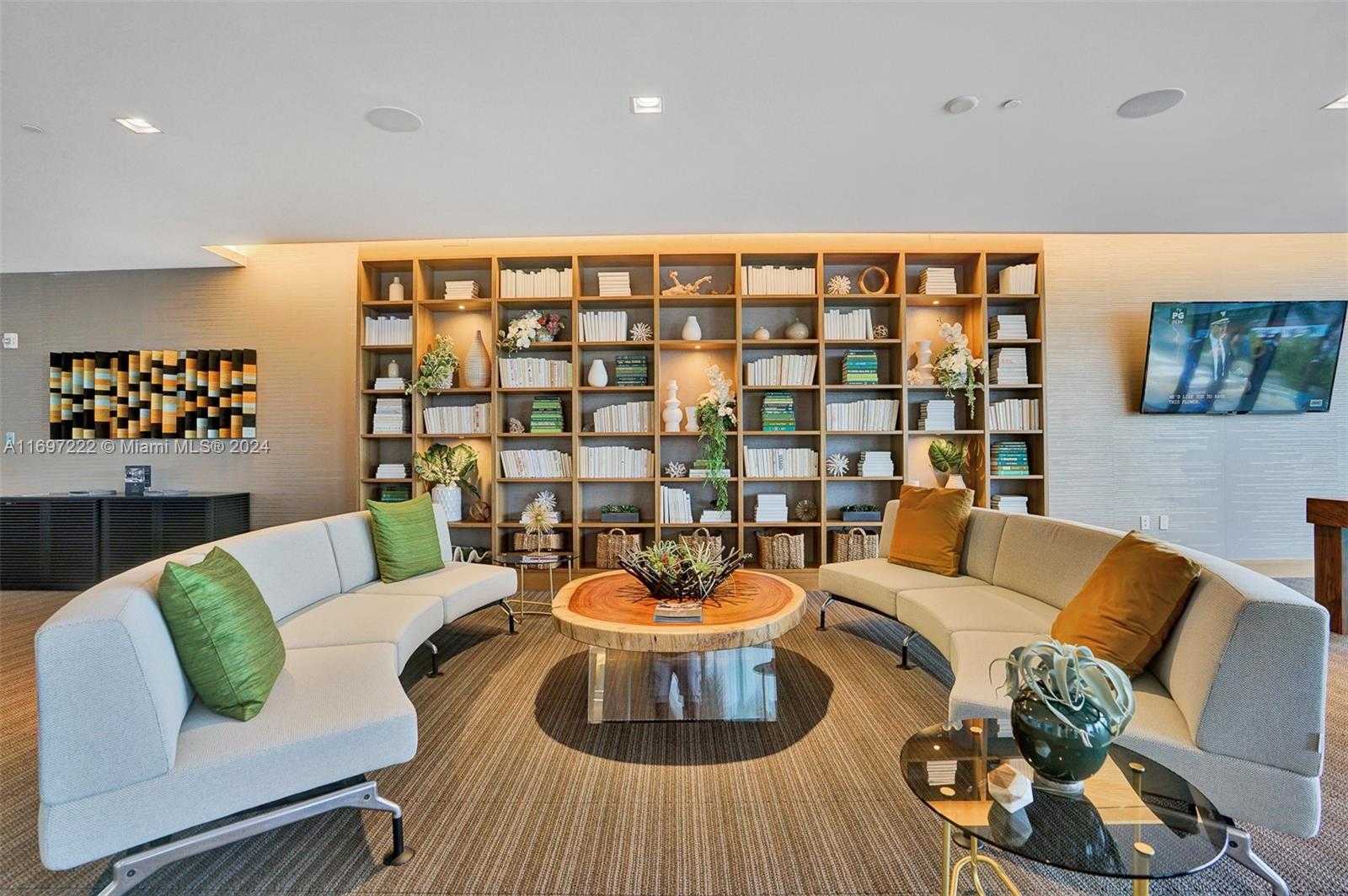 Small Image of 16385 BISCAYNE BLVD #3201/LPH01, North Miami Beach Number 33