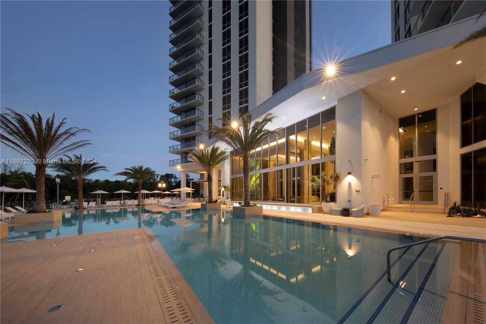 Small Image of 16385 BISCAYNE BLVD #3201/LPH01, North Miami Beach Number 34