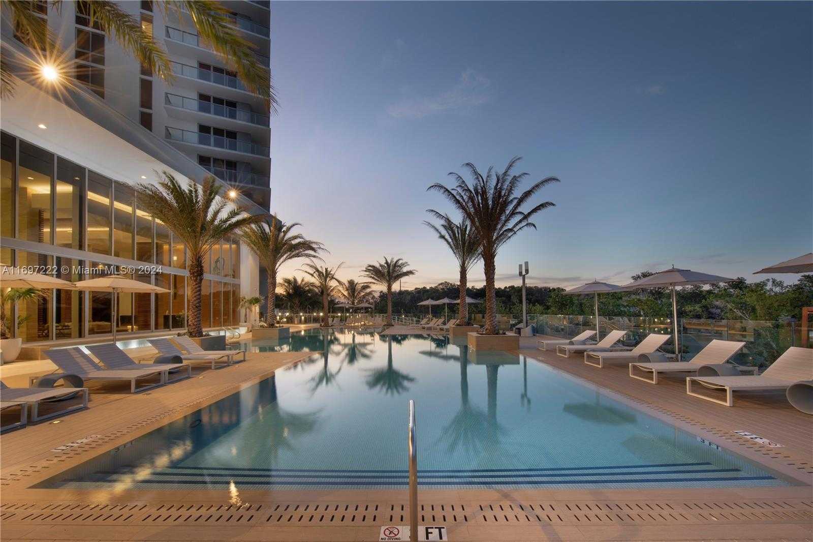 Small Image of 16385 BISCAYNE BLVD #3201/LPH01, North Miami Beach Number 36