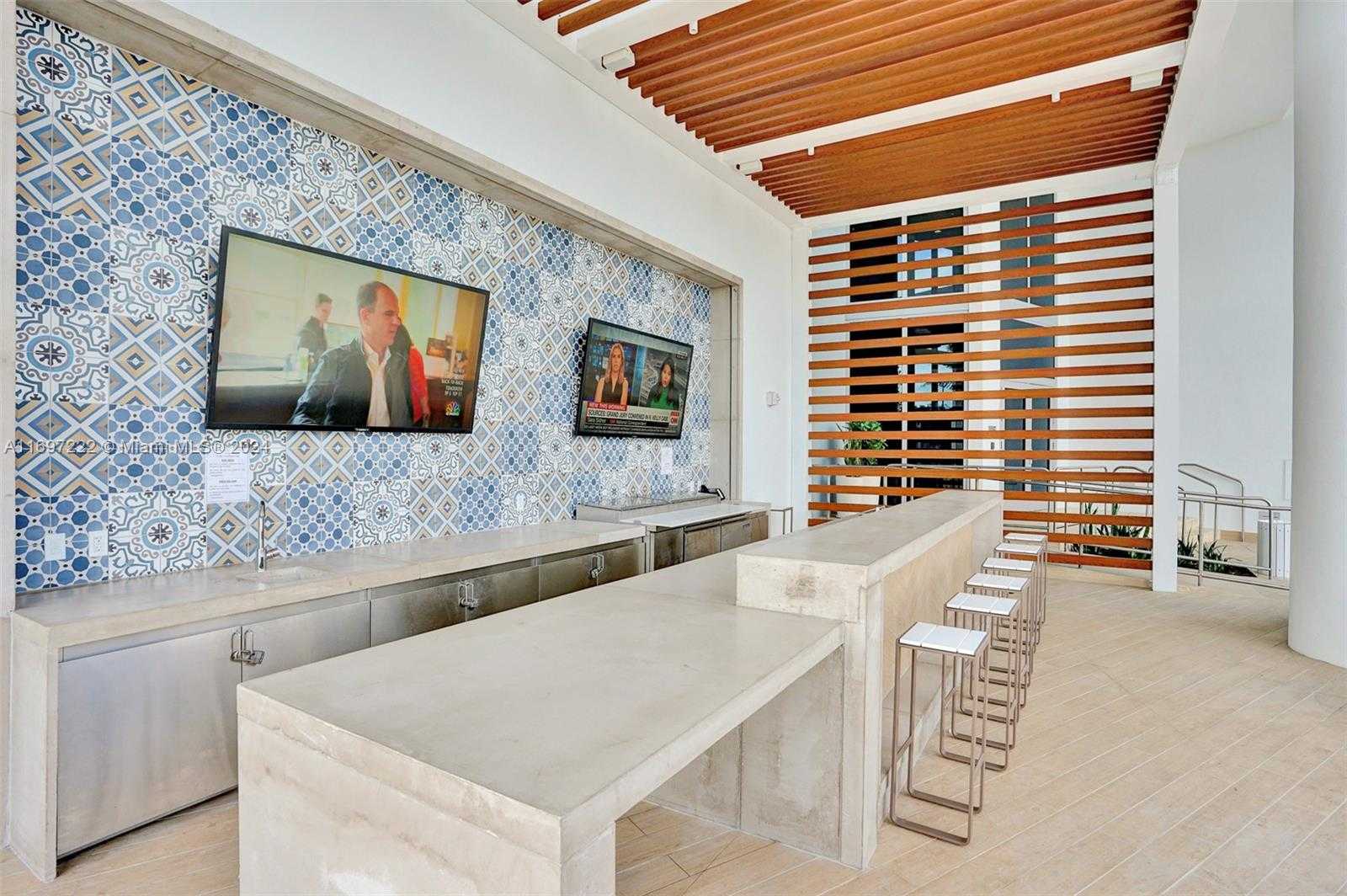 Small Image of 16385 BISCAYNE BLVD #3201/LPH01, North Miami Beach Number 37