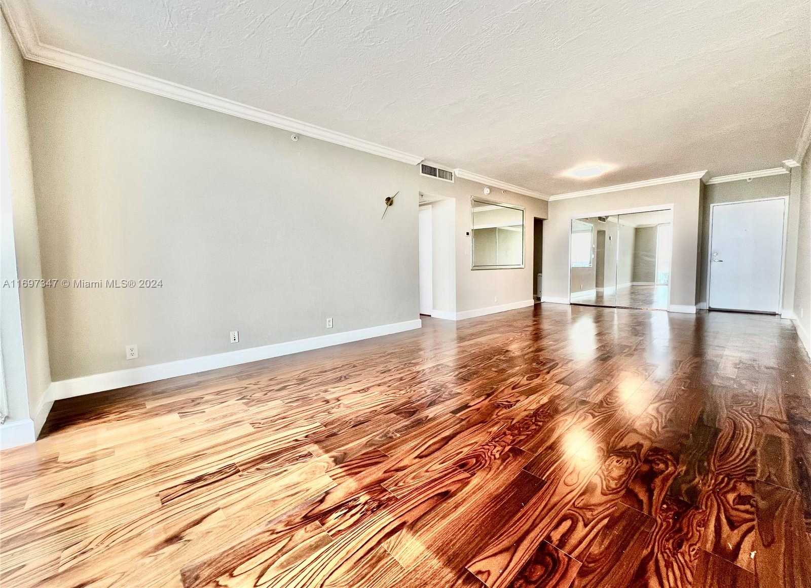 Small Image of 3000 SOUTH OCEAN DR #1012, Hollywood Number 4