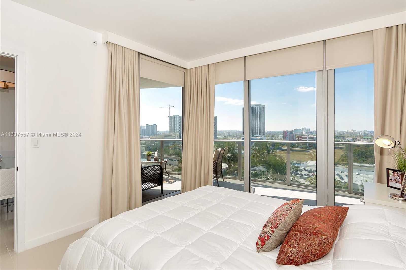 Small Image of 488 NORTH EAST 18TH ST #1700, Miami Number 13