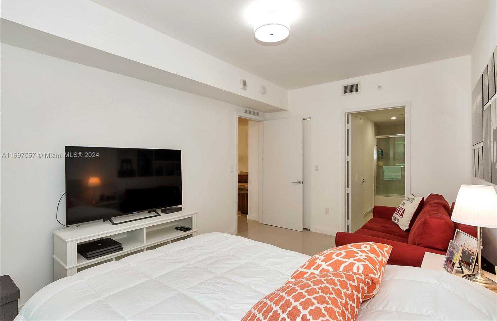 Small Image of 488 NORTH EAST 18TH ST #1700, Miami Number 18