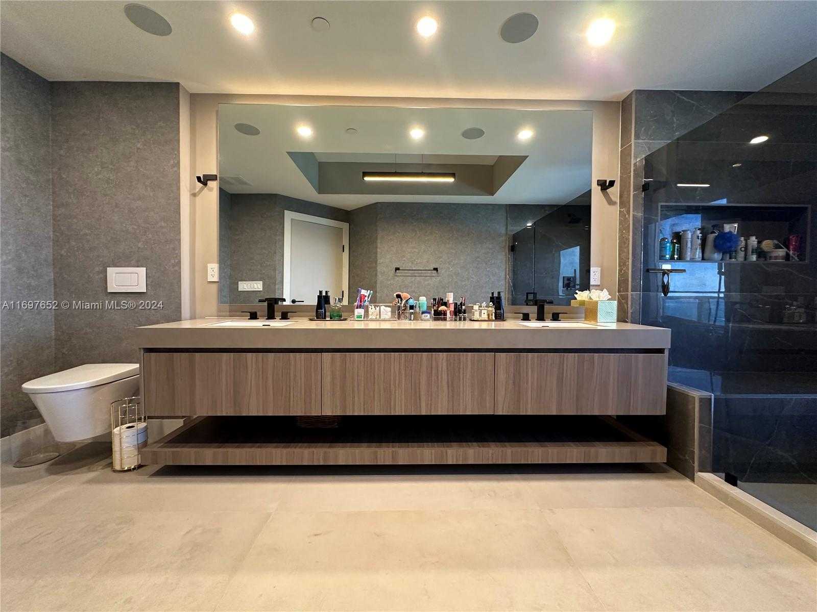 Small Image of 17875 COLLINS AVE #1801, Sunny Isles Beach Number 14